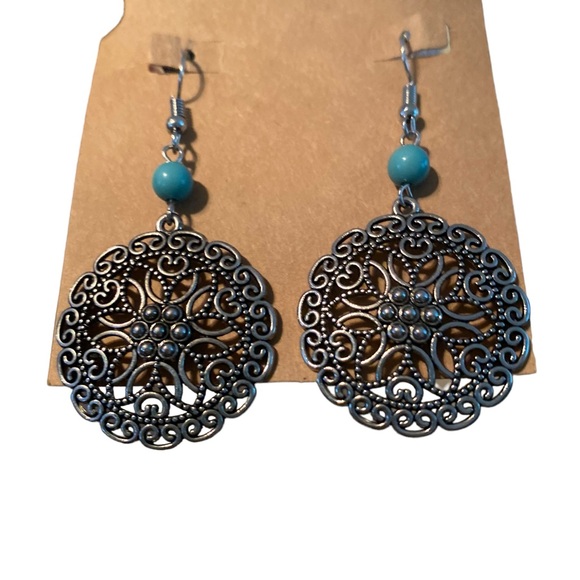 IRON ORCHARD STUDIO SILVER MEDALLION BOHO DANGLY EARRINGS FISH HOOK WIRES NWT - Picture 4 of 4